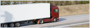 Kravu pārvadājumi, automobiļu kravu pārvadājumi, sūtījumus par autopārvadājumi, asociētais transports par kravu, piegāde kravas.